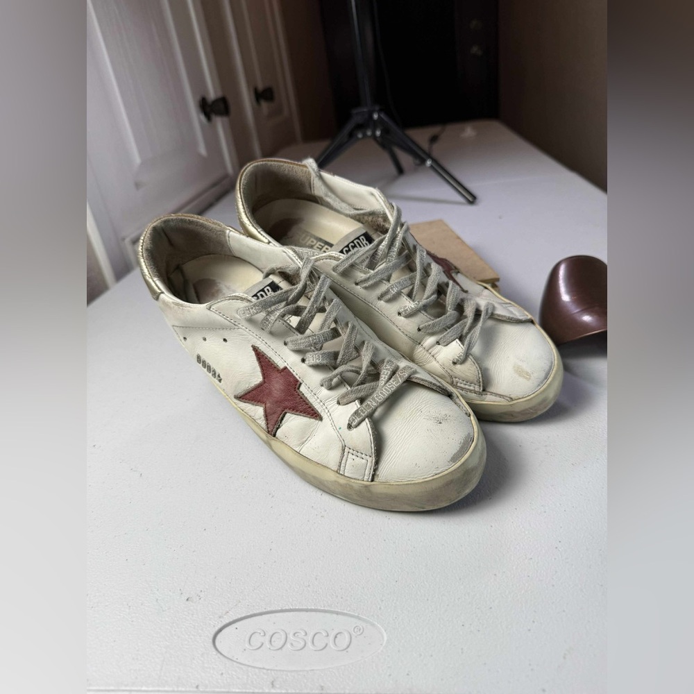 Golden Goose Leather Printed
Sneakers - White Sneakers, Shoes Sz 42 / US 9 - Picture 16 of 16